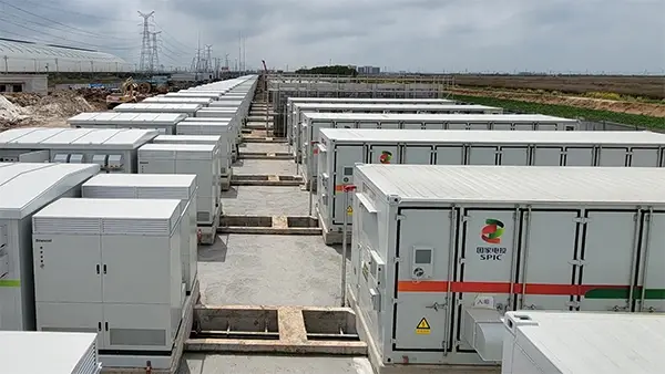 Sistemas BESS para puertos y aeropuertos