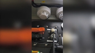 Sistema BESS en armario de 125 kW / 261 kWh